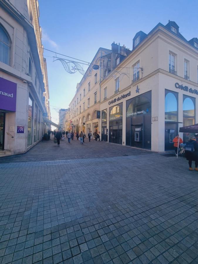 Sweet Nina Jazz Appartement Pour 5 Voyageurs, Situe A La Place De La Republique, Avec Parking Et Lit Queen Size เลอม็องส์ ภายนอก รูปภาพ